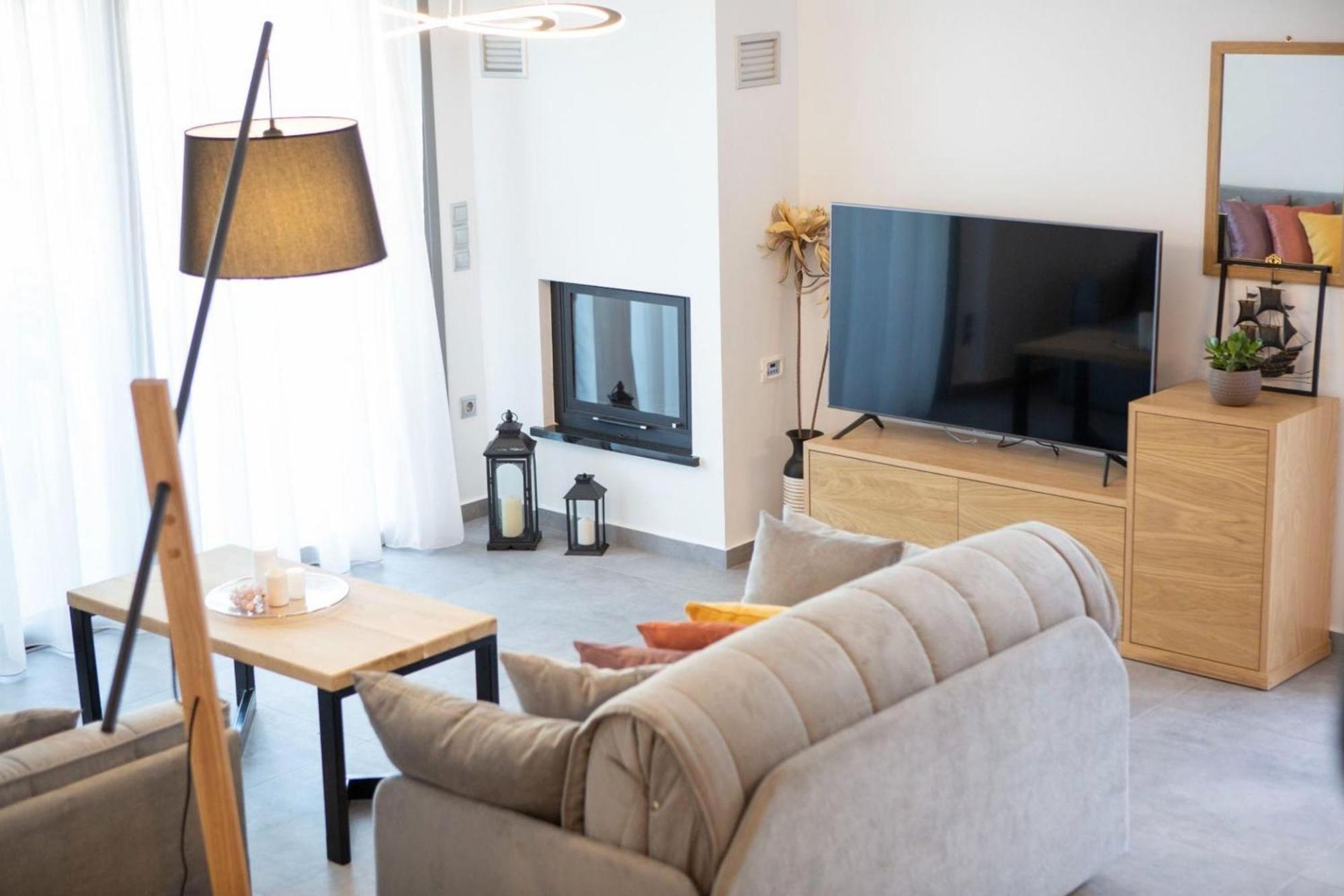 Aloft Luxury Lefkada - Heated Pool Villa Apolpaina