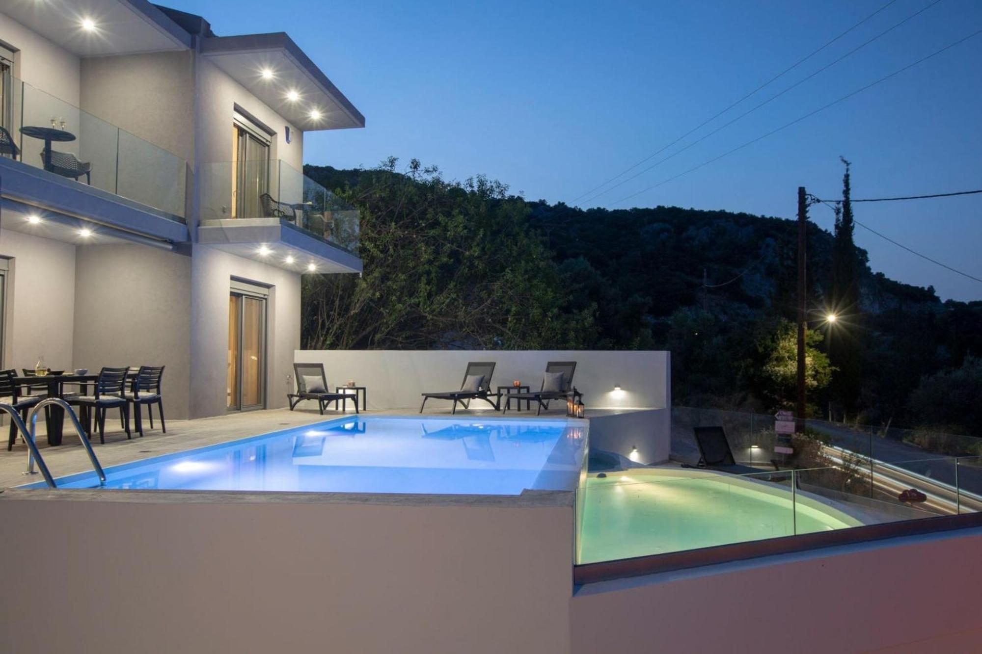 Aloft Luxury Lefkada - Heated Pool Villa