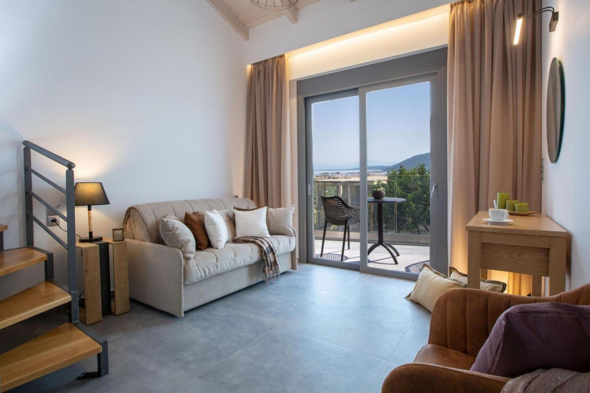 Villa Aloft Luxury Lefkada - Heated Pool