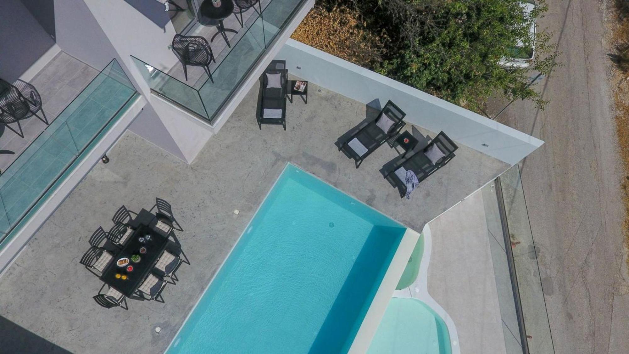 Aloft Luxury Lefkada - Heated Pool Villa *