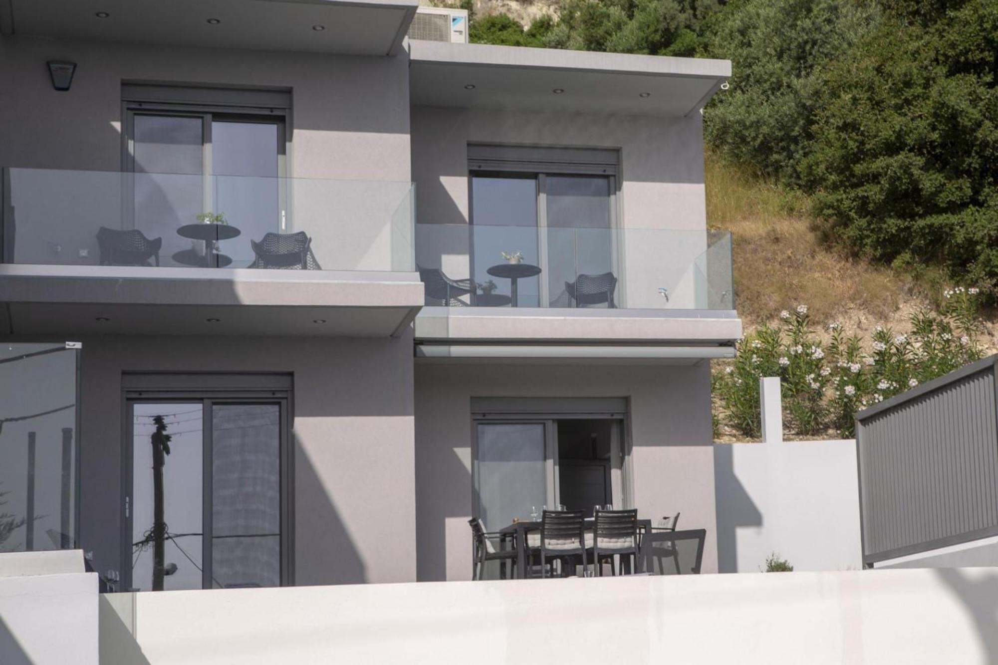Aloft Luxury Lefkada - Heated Pool Villa *
