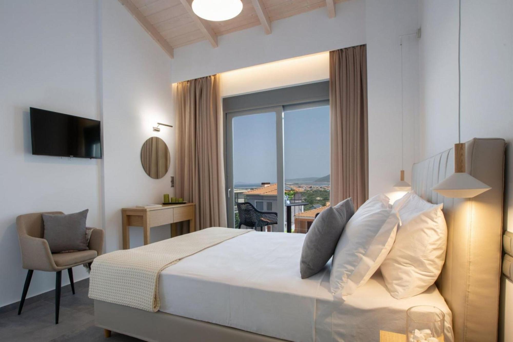 Aloft Luxury Lefkada - Heated Pool * Apolpaina