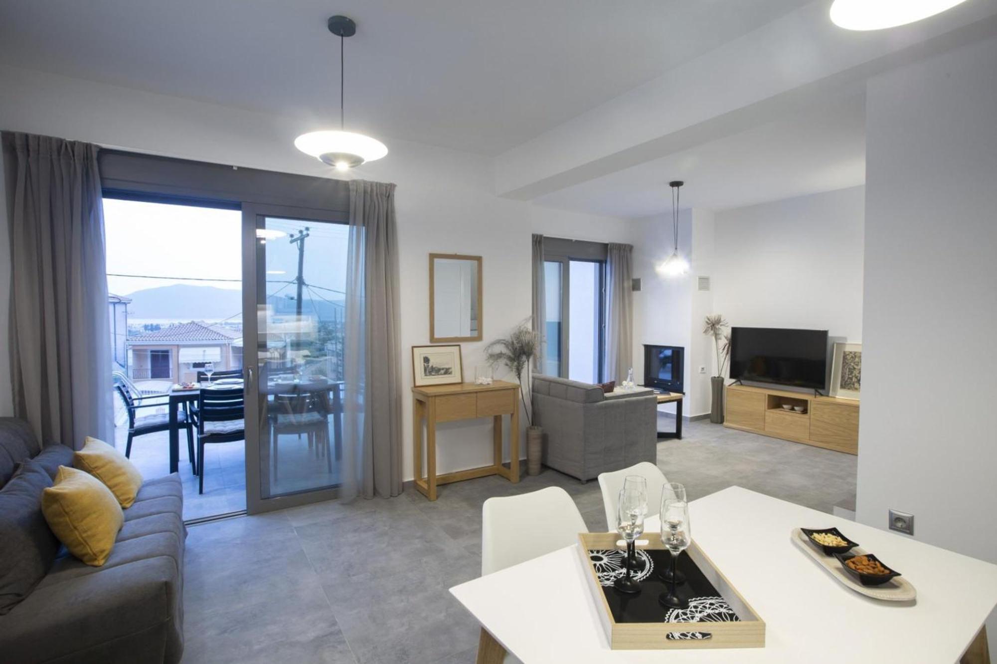 Aloft Luxury Lefkada - Heated Pool